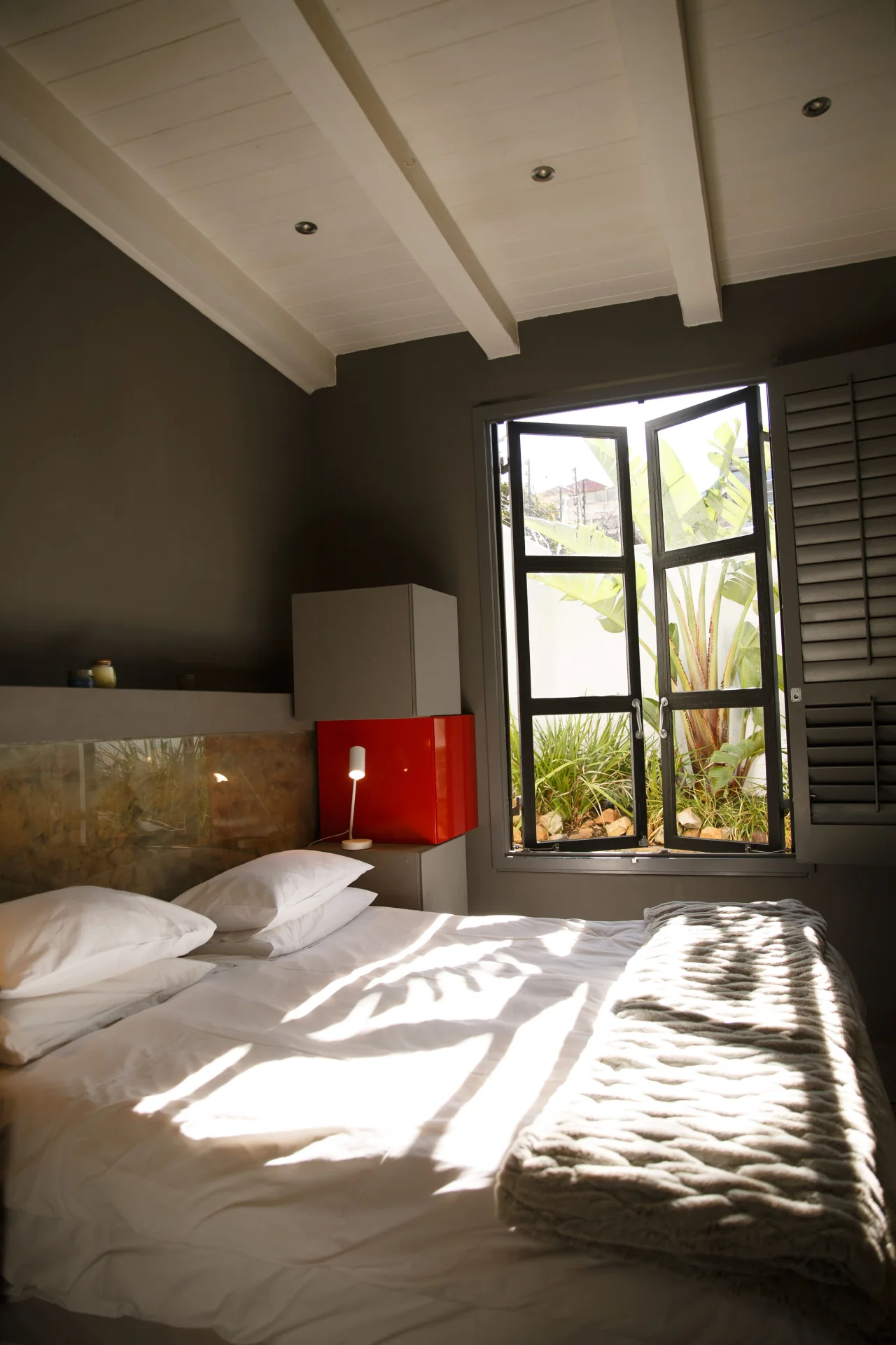 House Awe - InAweStays, Gardens, Cape Town