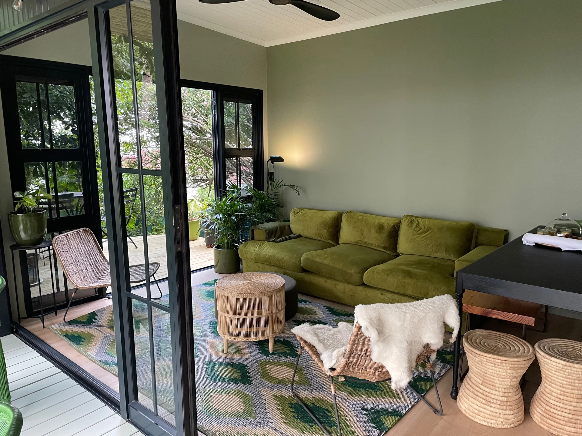 House Awe - InAweStays, Gardens, Cape Town