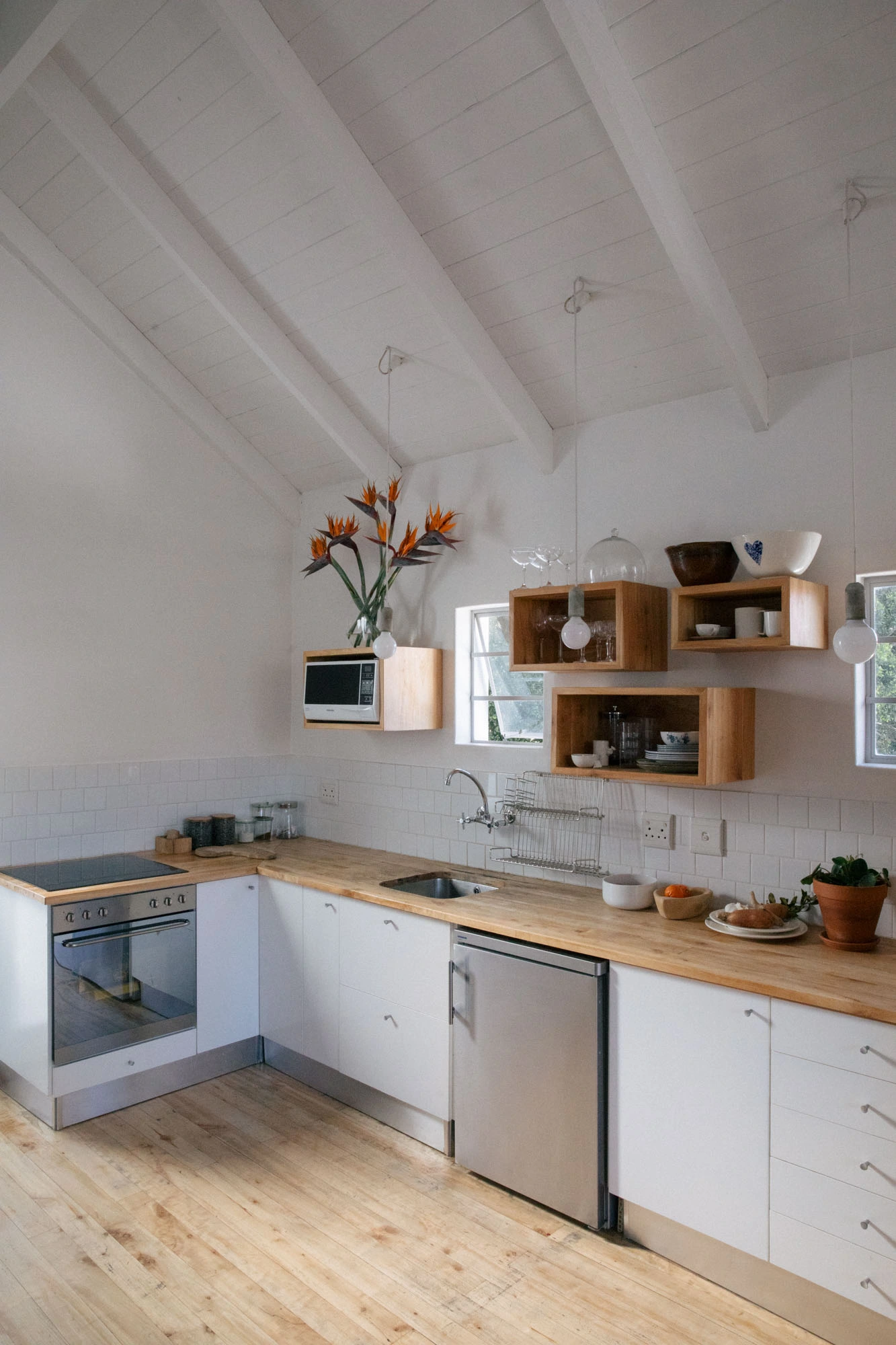 House Awe - InAweStays, Gardens, Cape Town