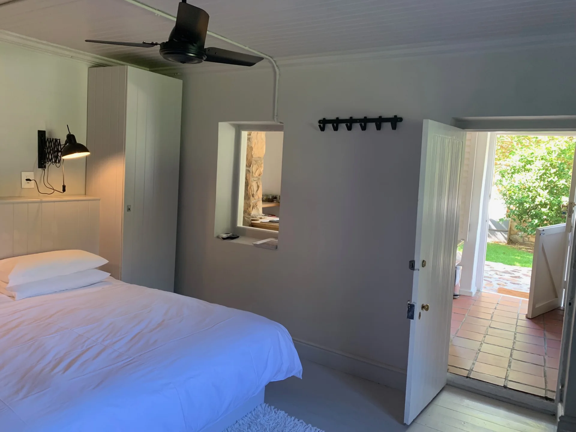 House Awe - InAweStays, Gardens, Cape Town